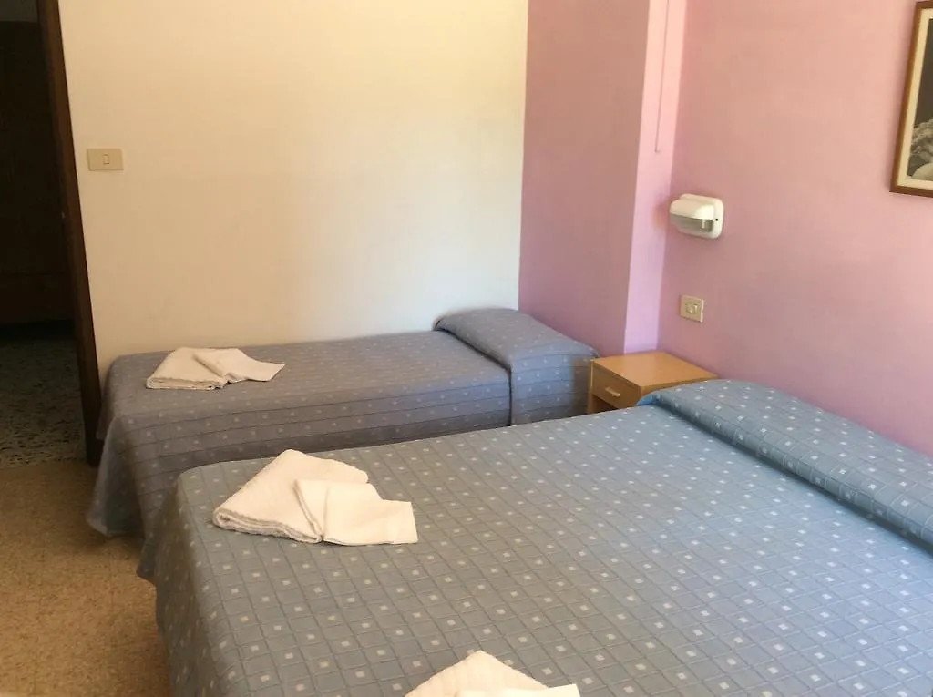 ריצ'יונה Hotel Pupa איטליה